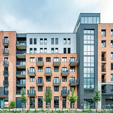 Apartman Days - Bright With Balcony, Netflix And 70mbs Wifi In Smichov Prága