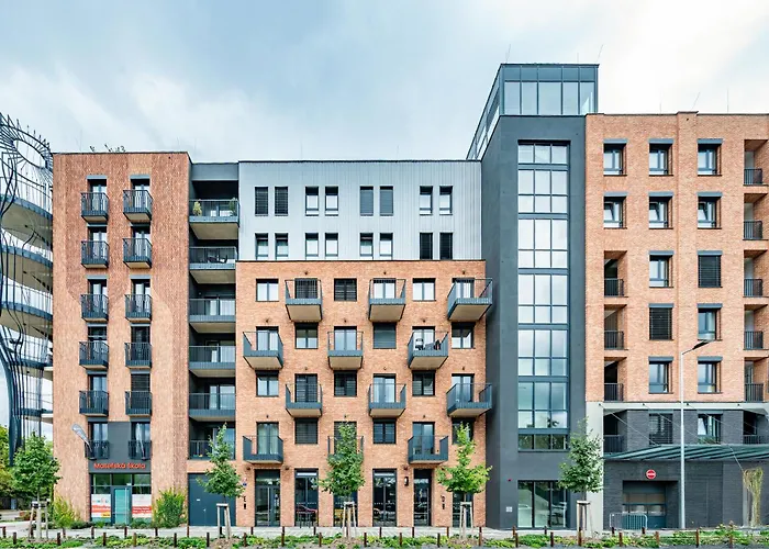 شقة Days - Bright With Balcony, Netflix And 70mbs Wifi In Smichov براغ